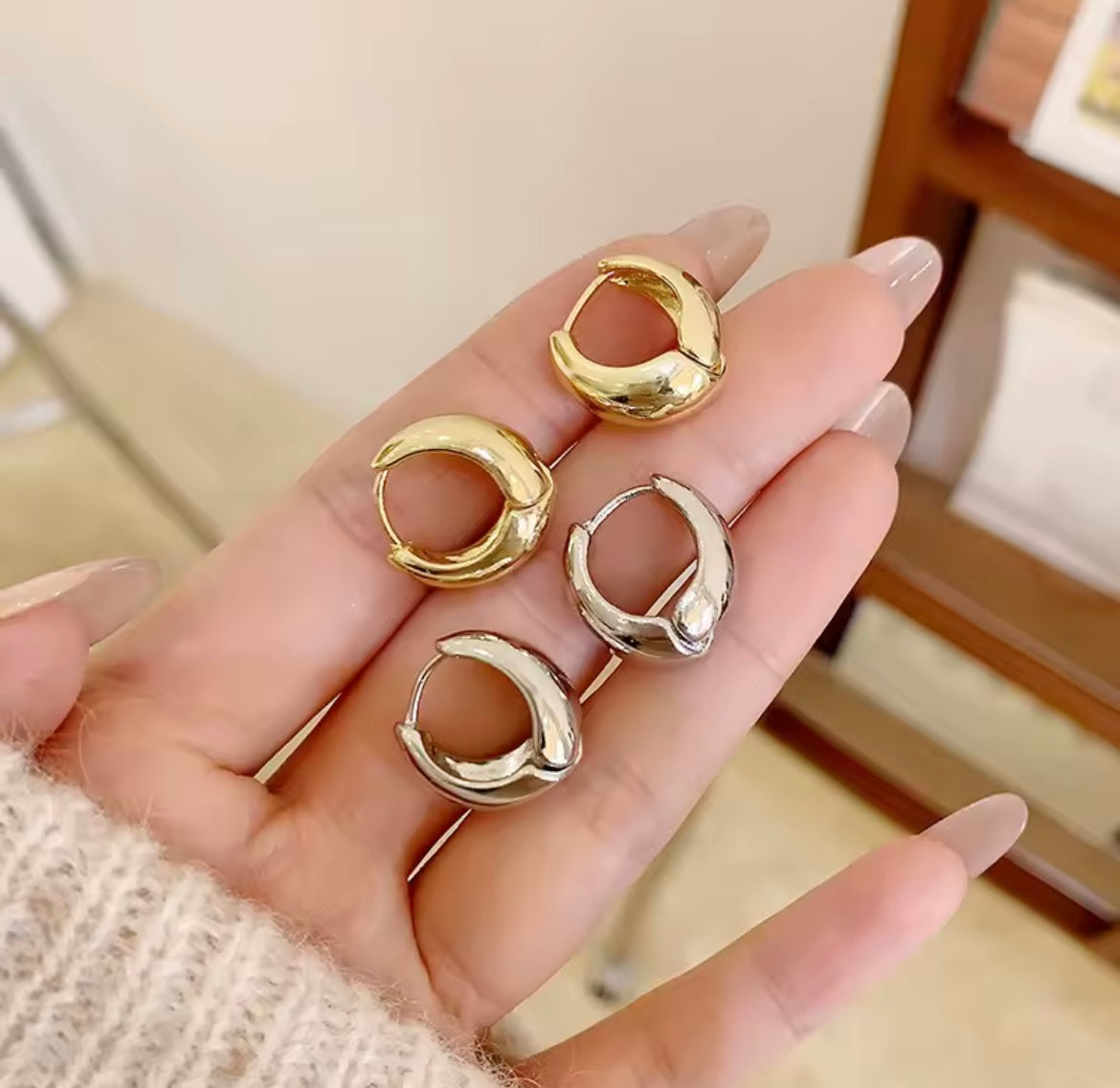 Vintage Chunky Hoop Earrings