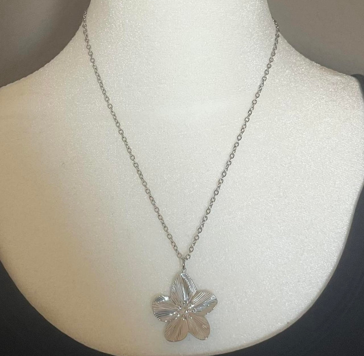 The Hibiscus Flower Pendant Necklace